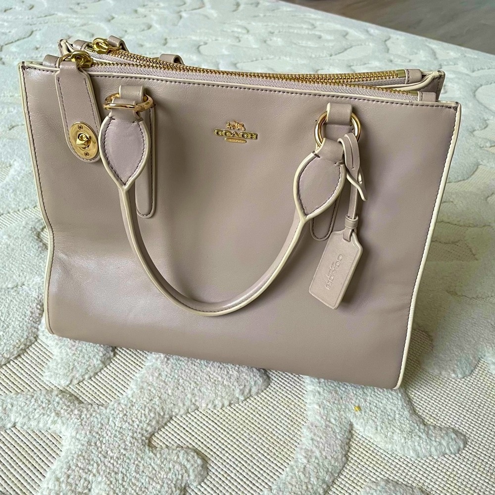 Coach leather square bag